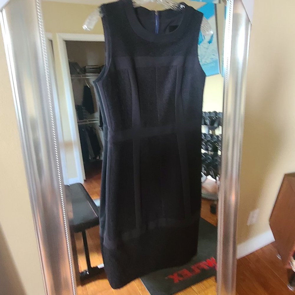 Maginn Black Sleeveless Midi Dress